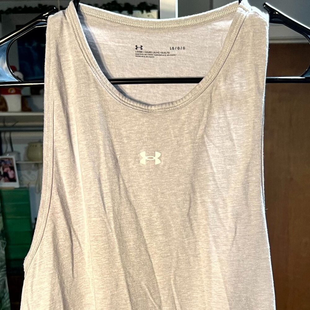 Under Armour Loose Fit Heather Grey Tank Top SZ Large